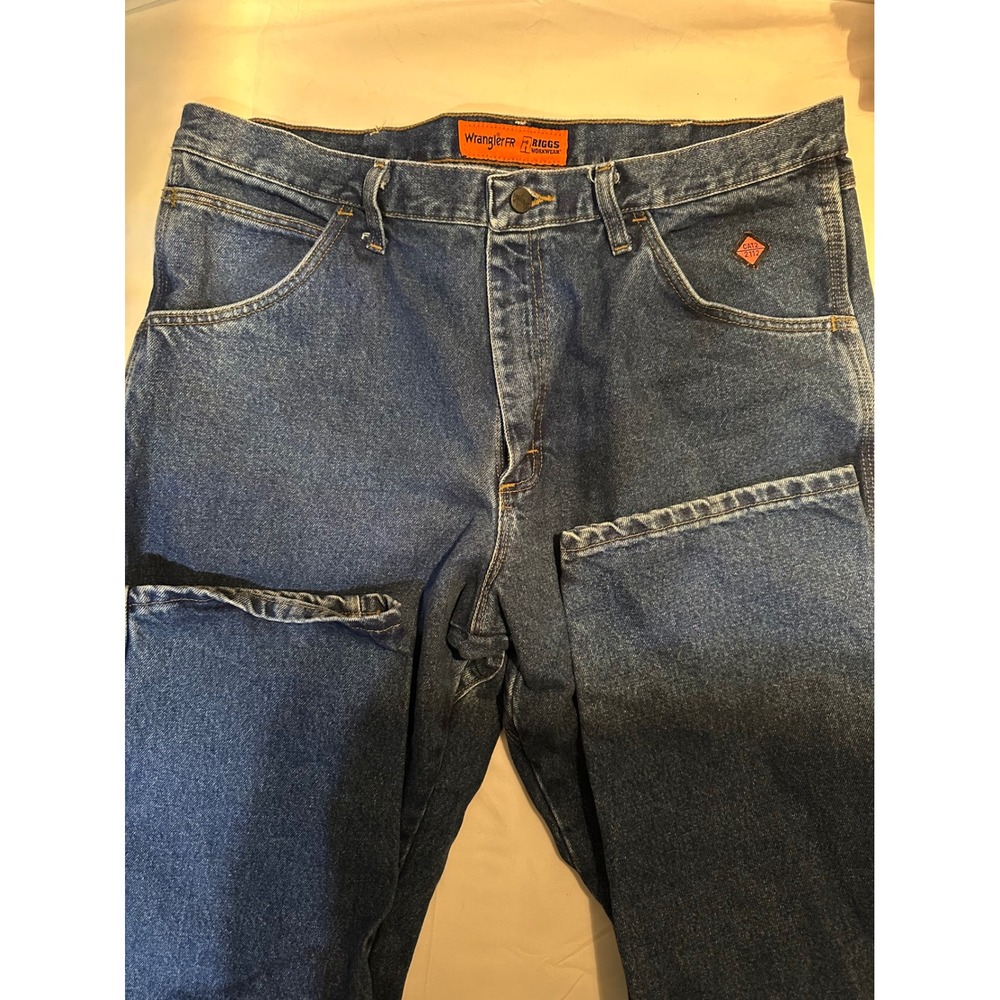 Wrangler RIGGS Workwear FR Flame Resistant Jeans 38x32 Blue Denim CAT2 Like‎ new